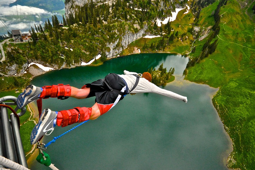 Kako je nastao bungee jumping