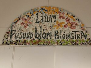 Moto islandske škole "Nek procvijeta tisuću cjetova"