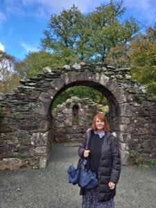 Nastavnica u Glendaloughu, dolini dvaju jezera na Erasmus+ tečaju