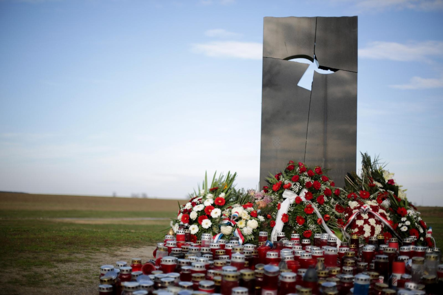 18. studenoga – Dan sjećanja na žrtve Domovinskog rata i Dan sjećanja na žrtvu Vukovara i Škabrnje