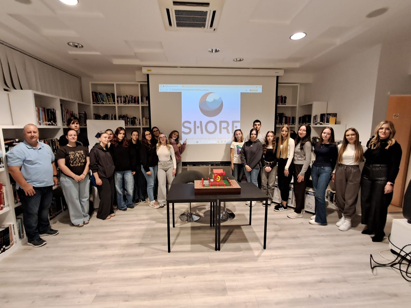 SHORE - projektni tim