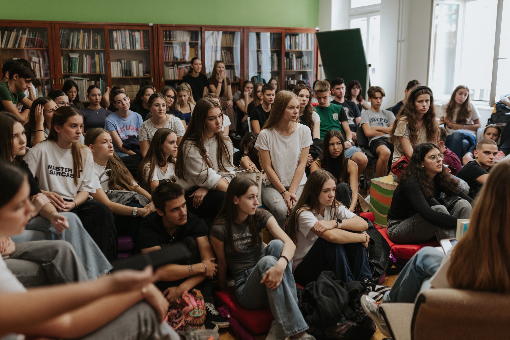 Rijeka riječi - puna školska knjižnica