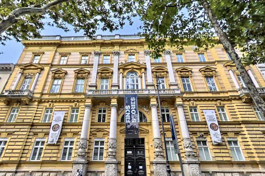 Zgrada Arheološkog muzeja u Zagrebu