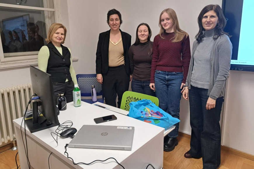 učenice i nastavnice